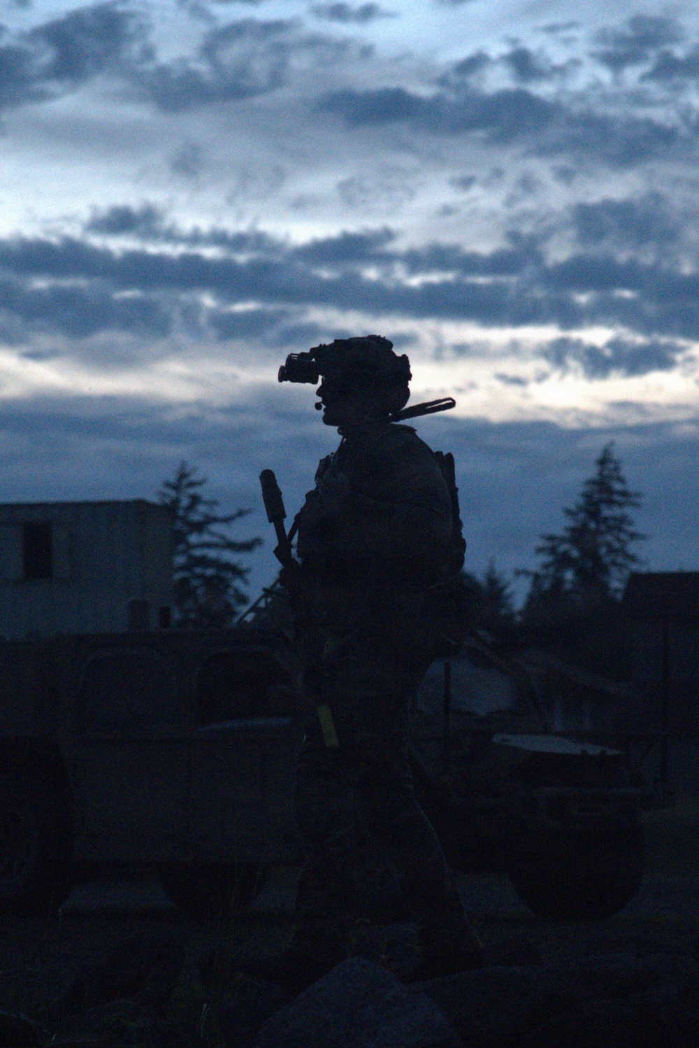 Air Force Special Tactics Airmen Complete Field Training in Warrenton, OR