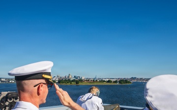 USS Arlington (LPD 24) mans the rails during SAIL 250 Maryland &amp; Airshow Baltimore.