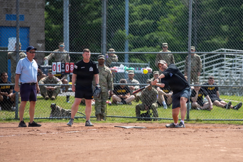 Mountainfest Commanders vs. command Sgt. Maj.'s softball