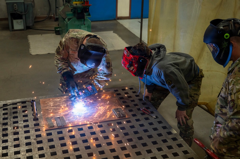 Mission Profile: Wing leadership joins maintainers on the flightline during MXG immersion