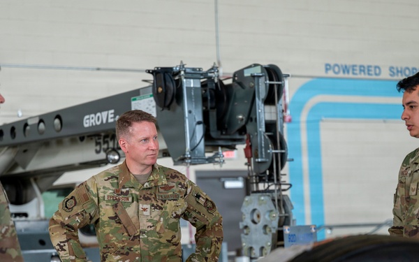 Mission Profile: Wing leadership joins maintainers on the flightline during MXG immersion