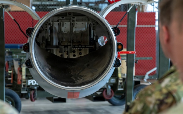 Mission Profile: Wing leadership joins maintainers on the flightline during MXG immersion