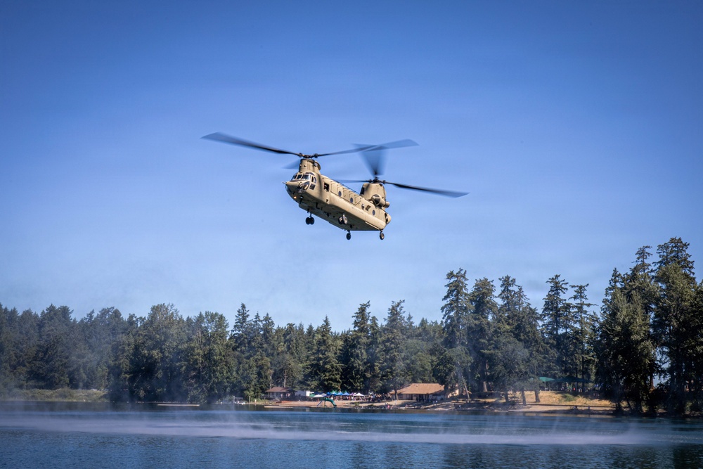 1st SFG(A) Green Berets conduct Helocast