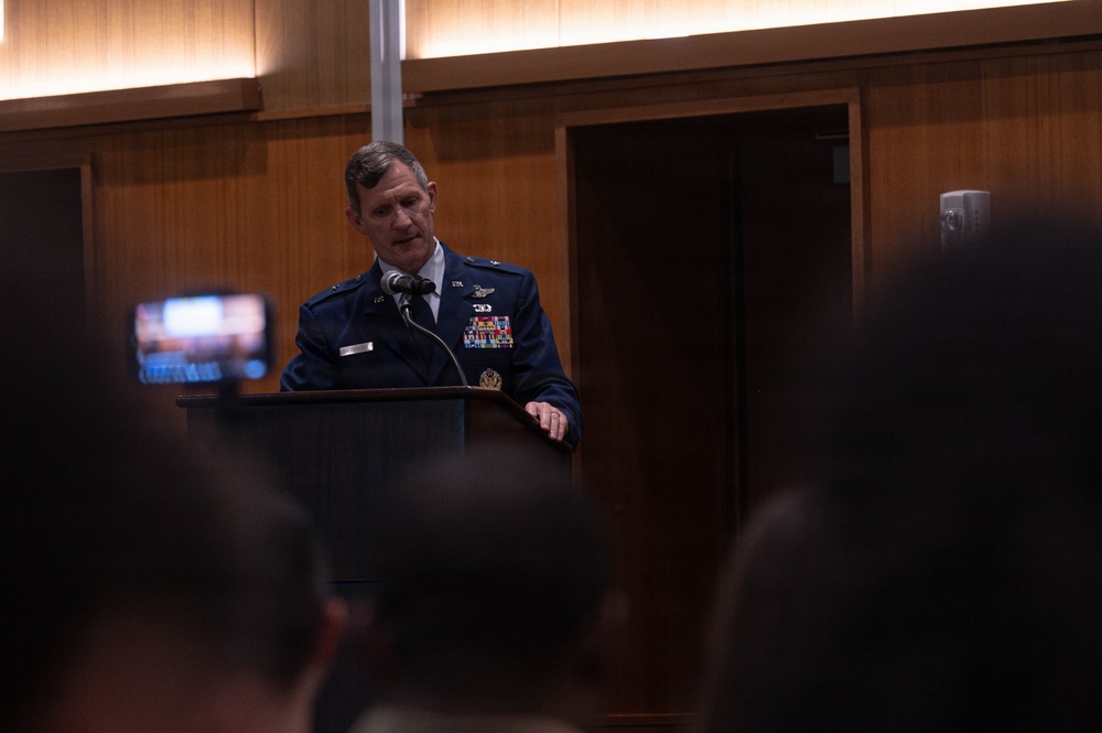 18th Med Group commanders pass the torch