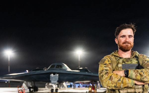 B-2 Spirit demonstrates long-range strike capabilities in Indo-Pacific