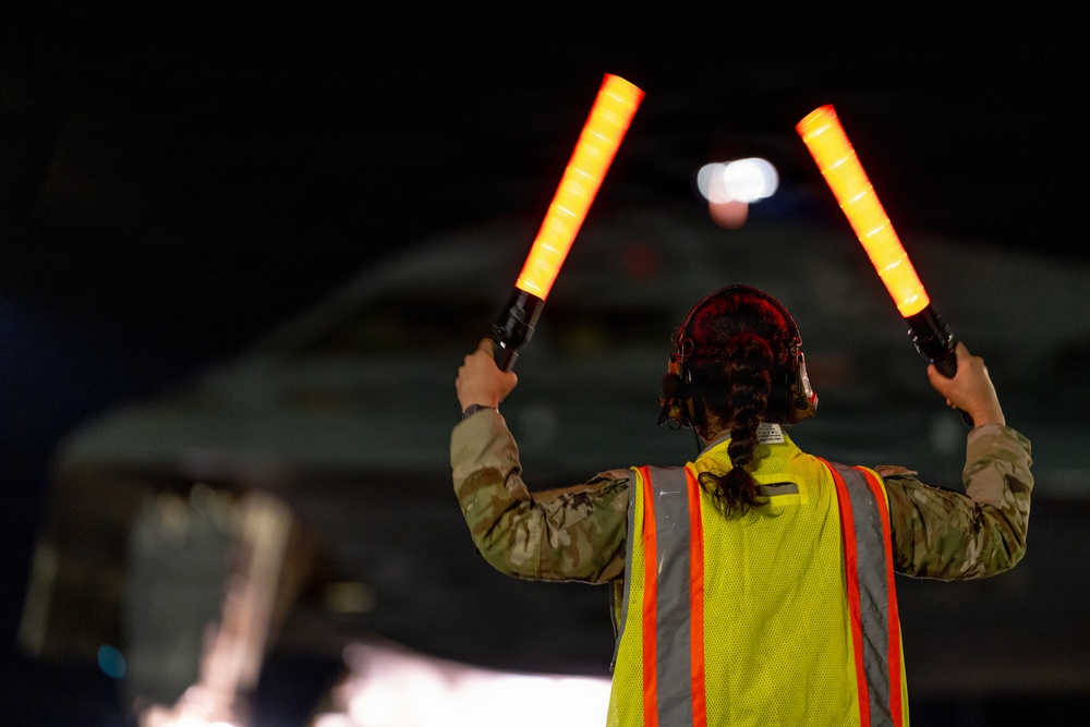 B-2 Spirit demonstrates long-range strike capabilities in Indo-Pacific