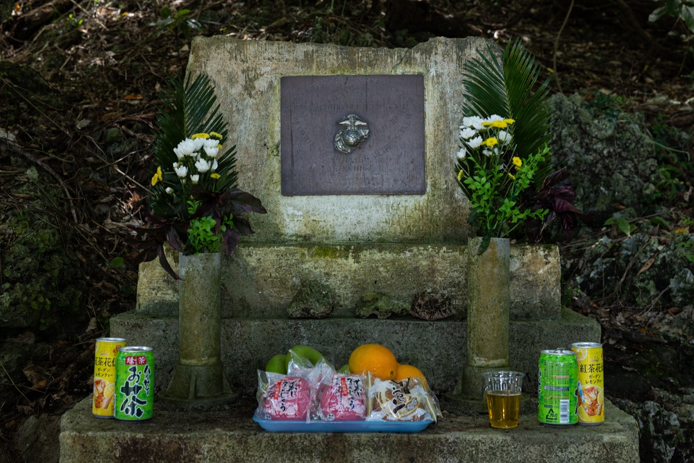 Marines visit Hamahiga Island memorial site