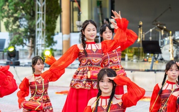 Pacific Partnership 2026 Conduct Cultural Exchange Events at Phan Đình Phùng High School in Quang Tri, Vietnam,