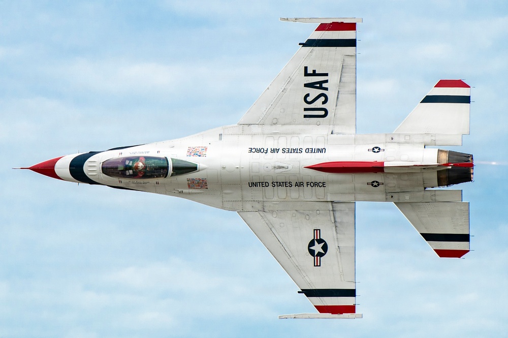 Thunderbirds perform at 2026 Columbus Air Show