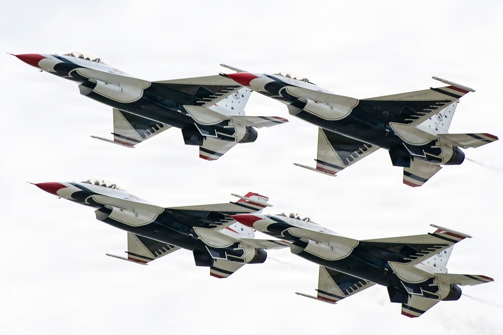 Thunderbirds perform at 2026 Columbus Air Show