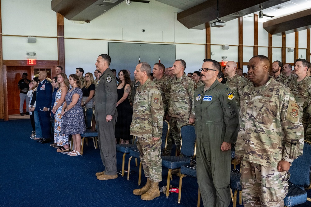 Andersen welcomes new 644 CBCS commander