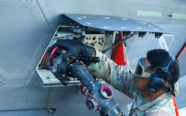 Army Fuelers Support Air Operations During Valiant Shield