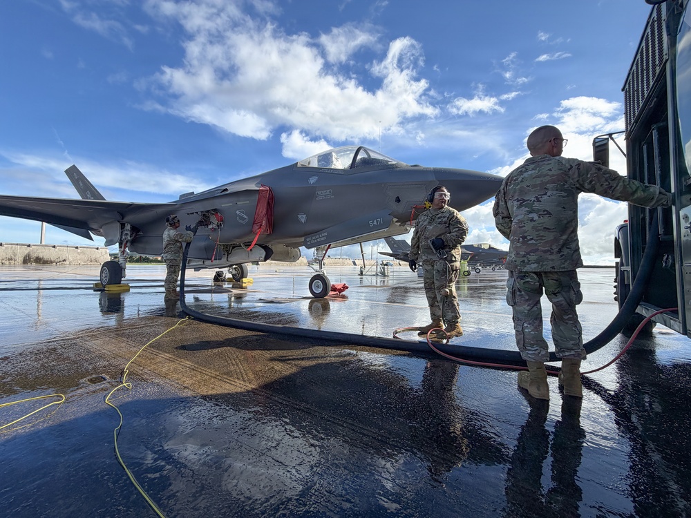 Army Fuelers Support Air Operations During Valiant Shield