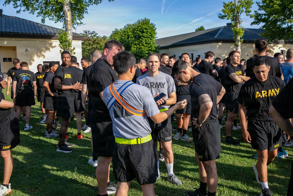 207th Military Intelligence Brigade (Theater) celebrates the Army's 251st birthday