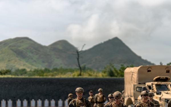 U.S. Marines Conduct Short Bay Drills