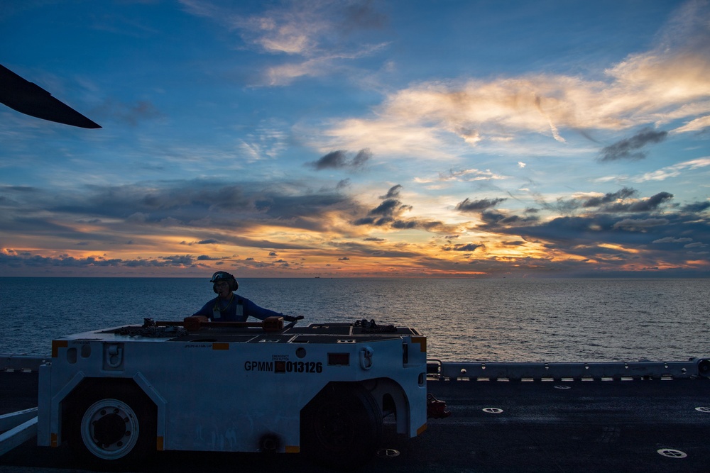 Boxer Sailors Conduct Flight Operations