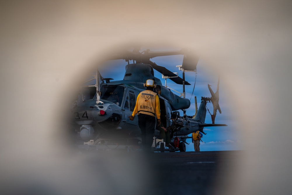 Boxer Sailors Conduct Flight Operations