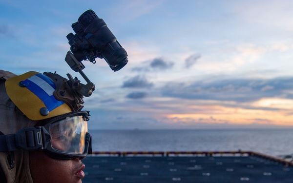 Boxer Sailors Conduct Flight Operations