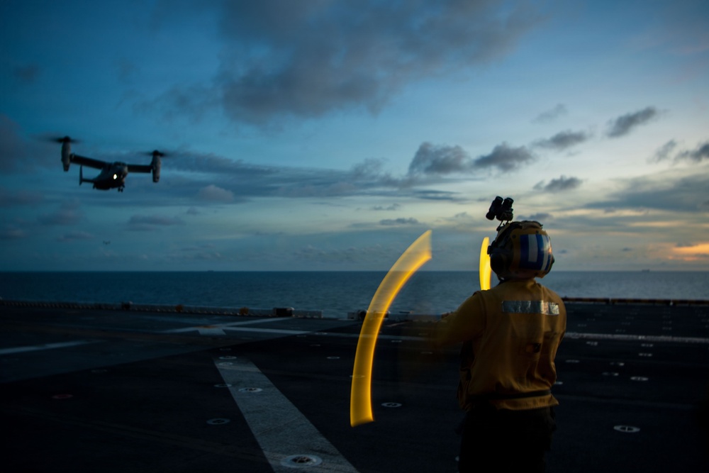 Boxer Sailors Conduct Flight Operations