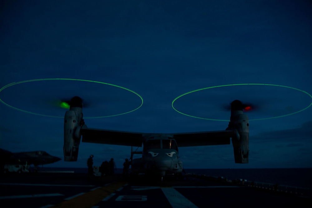 Boxer Sailors Conduct Flight Operations