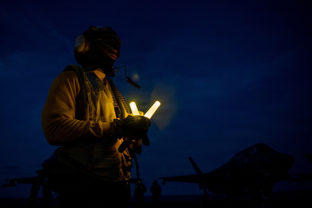 Boxer Sailors Conduct Flight Operations
