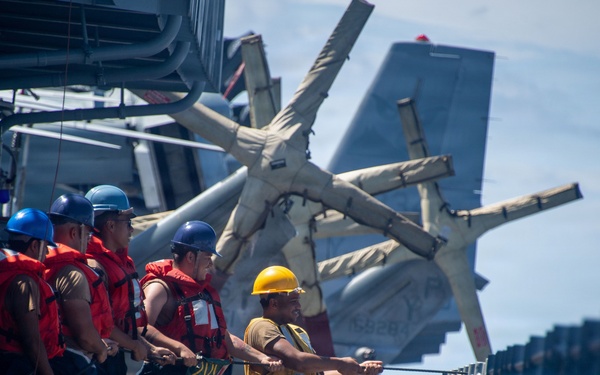 USS Boxer Conducts RAS with USNS Henry J. Kaiser