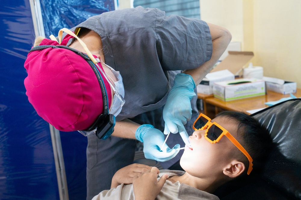 Pacific Friendship, Pacific Partnership 2026 Conduct Dental Exchange in Vietnam