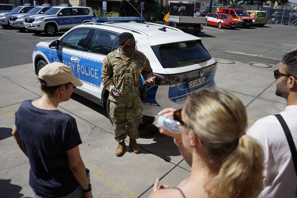 Strengthening ties: USAG Wiesbaden DES hosts German Police Officers