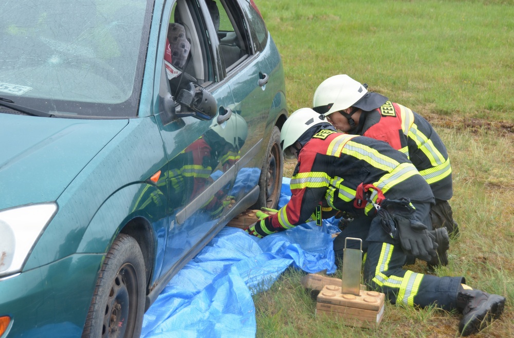 USAG Rheinland-Pfalz, German first responders train for joint emergency response