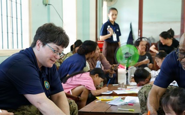 Pacific Partnership, Pacific Friendship visit Gio Linh Center for Rehabilitation of Children with Disabilities in Vietnam