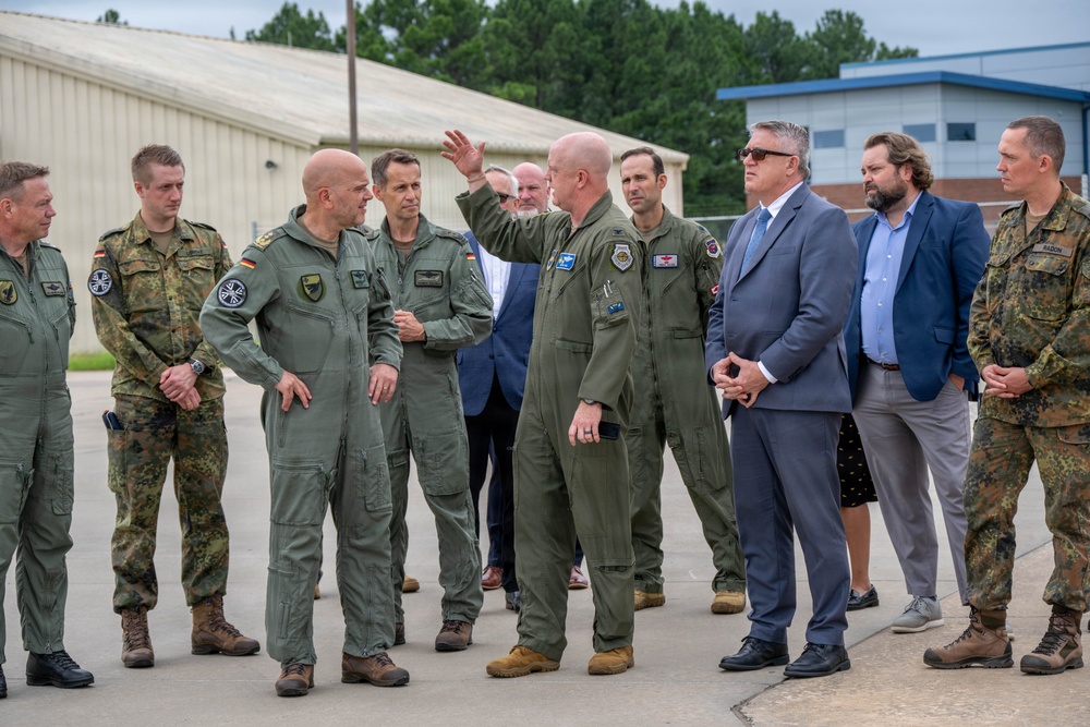 Strengthening Alliances: German and U.S. Air Force Leaders Meet at Ebbing