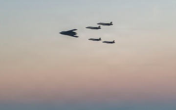 B-2 Spirit leads Freedom 250 flyover over the National Mall