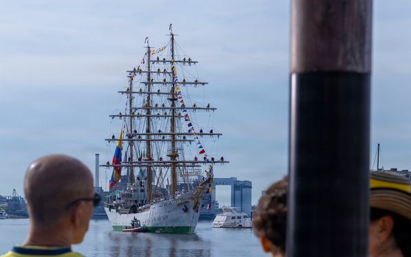 ARC Gloria Moores for SAIL 250 Maryland and Airshow Baltimore