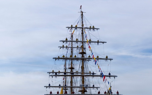ARC Gloria Moores for SAIL 250 Maryland and Airshow Baltimore