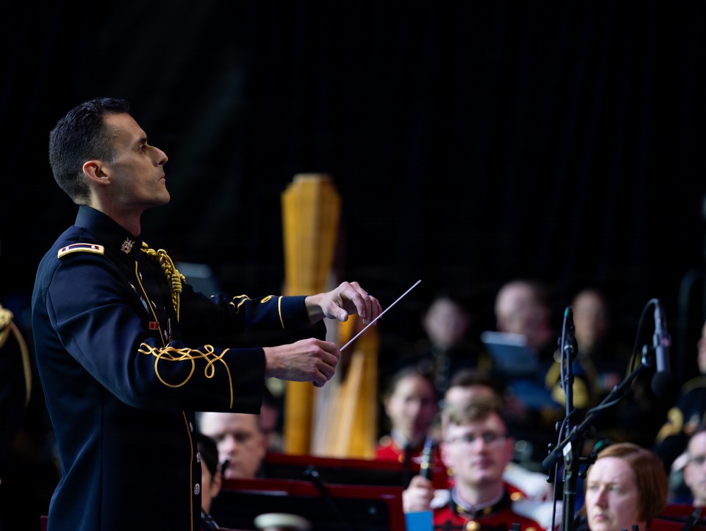 Joint Armed Forces Chorus Performs at Great American State Fair Kickoff