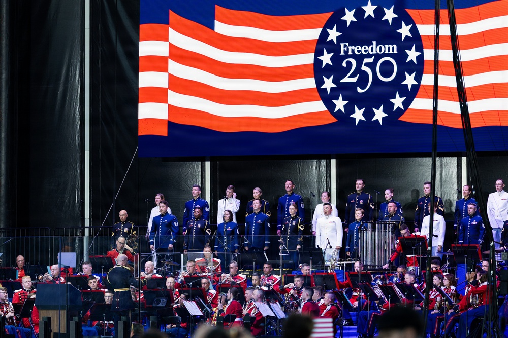 Joint Armed Forces Chorus Performs at Great American State Fair Kickoff