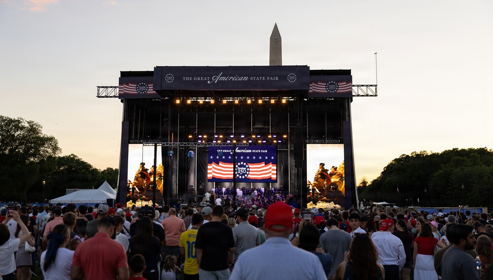 Joint Armed Forces Chorus Performs at Great American State Fair Kickoff