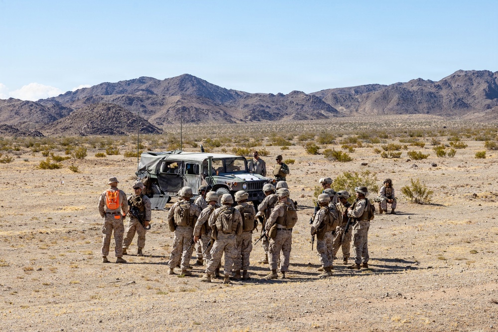 Marines with MWSS-473 conduct a Forward Arming and Refueling Point exercise during SLTE 3-26