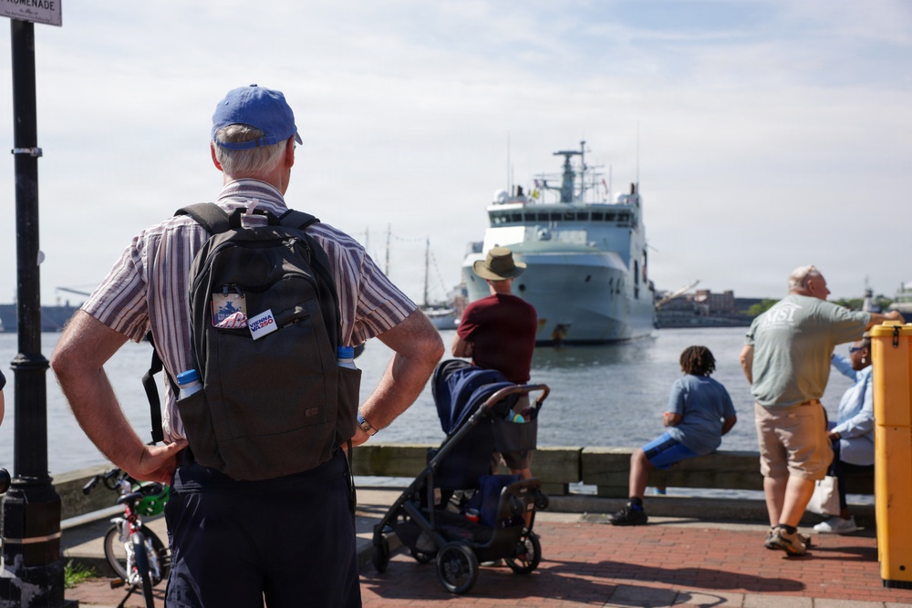 HMCS William Hall Participates in Sail 250 MD
