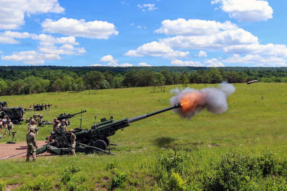 M777 Howitzer live-fire training