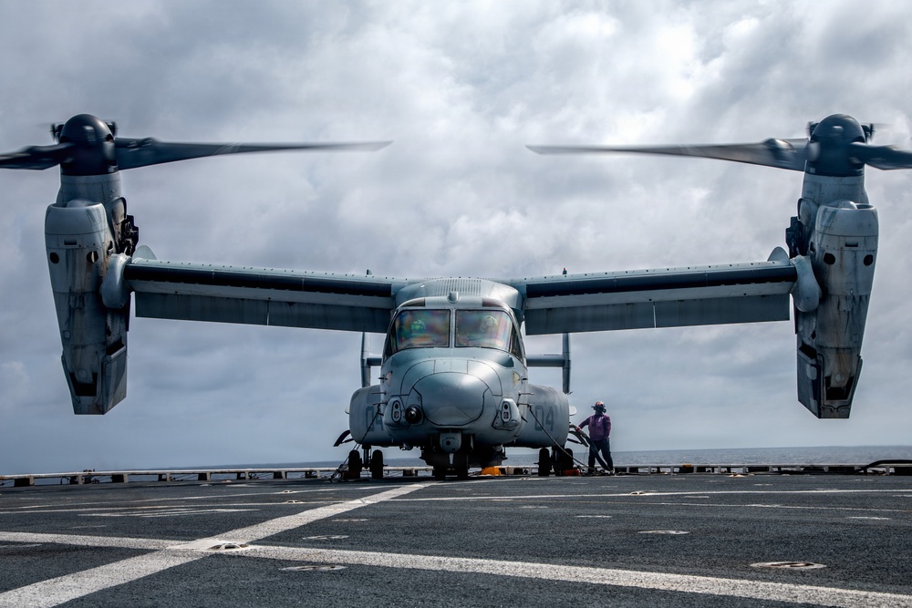 LCF-24: MV-22B Osprey DLQ aboard Fort Lauderdale