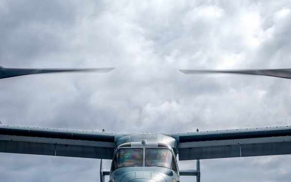 LCF-24: MV-22B Osprey DLQ aboard Fort Lauderdale