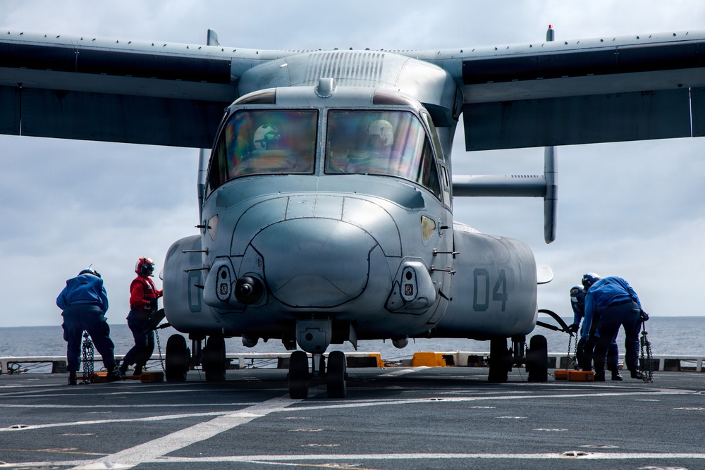 LCF-24: MV-22B Osprey DLQ aboard Fort Lauderdale