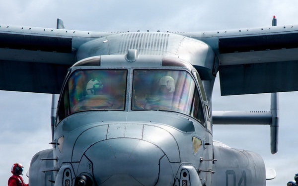 LCF-24: MV-22B Osprey DLQ aboard Fort Lauderdale