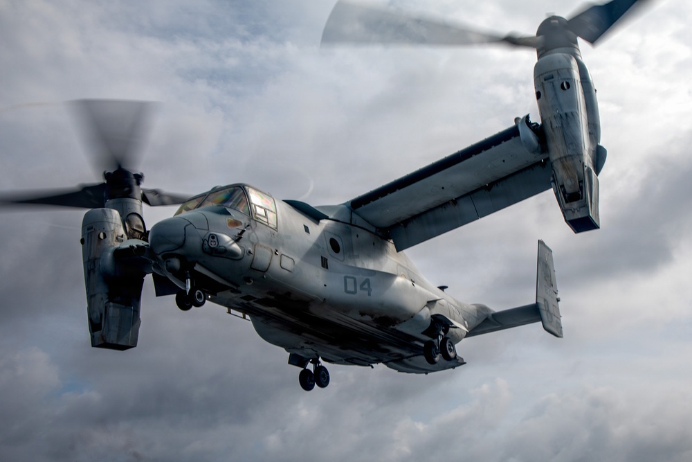 LCF-24: MV-22B Osprey DLQ aboard Fort Lauderdale