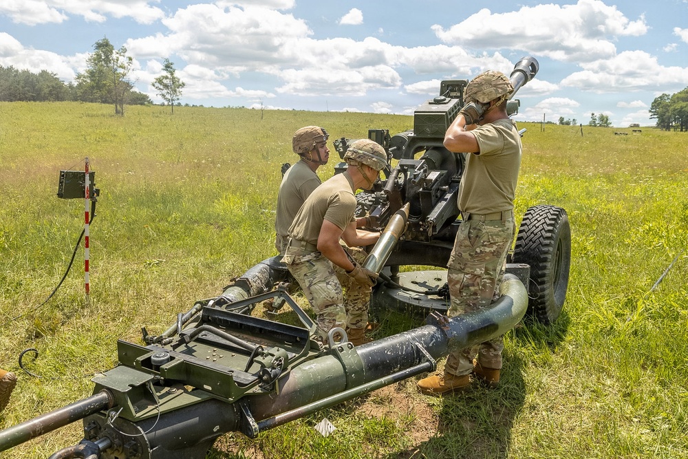 2-166th conducts artillery live-fire exercise