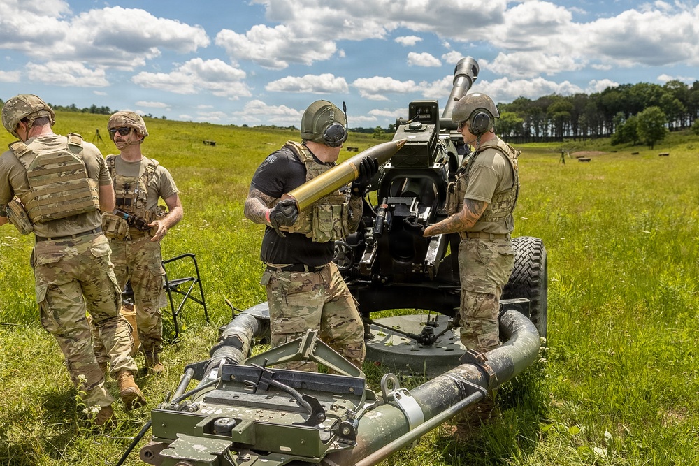 2-166th conducts artillery live fire training