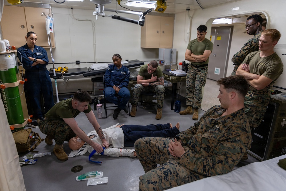 LCF-24: 24th MEU leads TCCC Class Aboard USS Fort Lauderdale