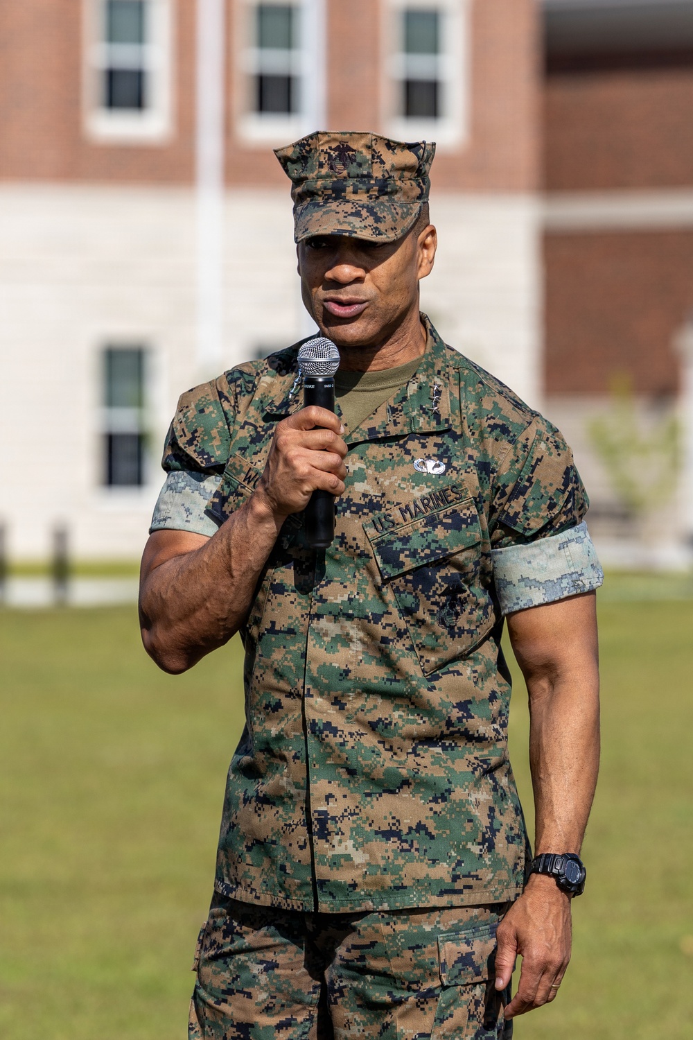 II Marine Expeditionary Force Information Group Change of Command