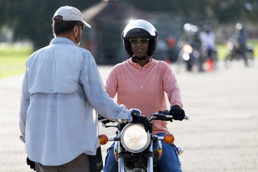 Motorcycle safety course builds skills, strengthens readiness at Blount Island